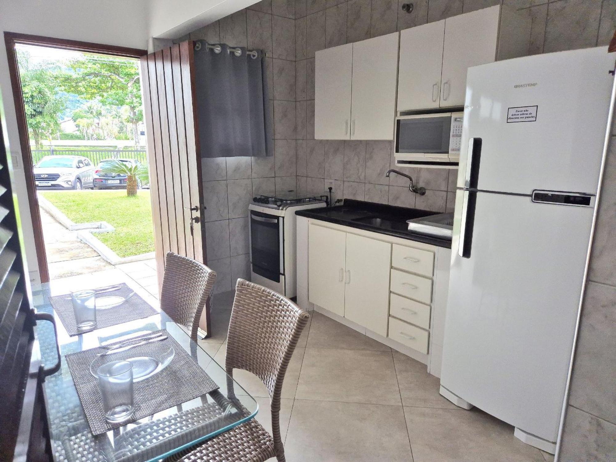 Condominio Vilalba ウバトゥバ エクステリア 写真
